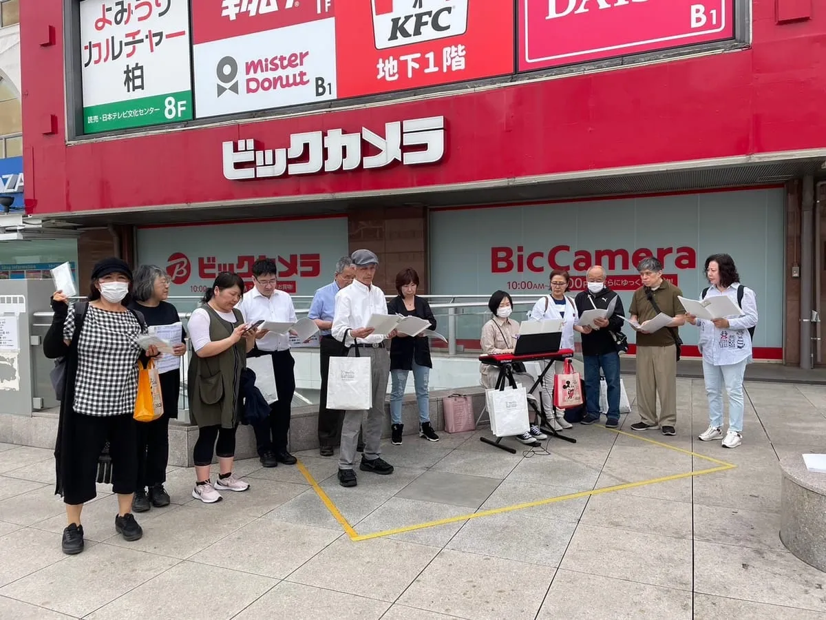 柏栄光教会の共同体の写真 8